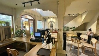 NHÀ MẶT TIỀN QUẬN 1 CHỈ NHỈNH 4 TỶ NGAY NGUYỄN TRUNG NGẠN SHR
