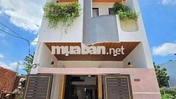 CHÍNH CHỦ BÁN CĂN 2 LẦU ĐANG CHO THUÊ GIÁ 16TR SHR BÌNH CHÁNH