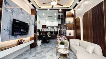 GIÁ RẺ BẤT NGỜ - NHÀ MẶT TIỀN 80M2 TRUNG TÂM THỦ DẦU MỘT