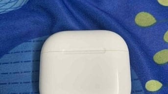 Airpod 4 ( bản thường ) còn bảo hành