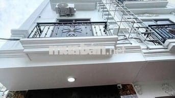Căn hộ dịch vụ mới tinh 9 Tỷ- GA NHỔN -7 TẦNG - THANG MÁY - 10 P.Ngủ