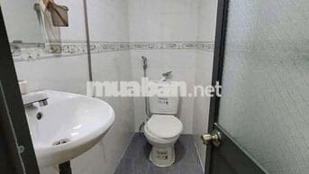 Nhà 2 tầng Hải Phòng thông Điện Biên Phủ sau lưng Nguyễn Kim