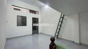 Q10: CHO THUÊ NHÀ Nguyên Căn
+   7,5triệu/th
- 302/5  Ba Hac