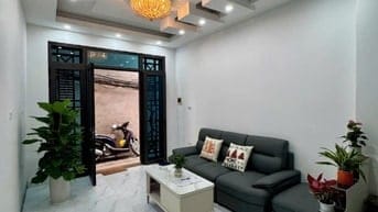 Bán nhà khu Đền Lừ, Hoàng Mai, diện tích 26 m2 x 4 tầng, sát đường ôtô
