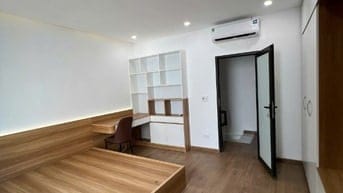 Bán Nhà Bạch Đằng Hai Bà Trưng 24m 4 tầng 3 ngủ Đủ đồ gần phố 5 tỷ xx
