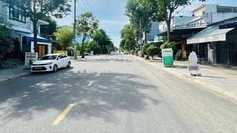 Đất mặt tiền đường 10.5m Cao Hồng Lãnh, giá 4tỷ500 vị trí kinh doanh