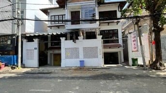 Bán Villa Phố 24/1-3 Hoàng Dư Khương .DT: 14 x 20m, hầm, 2 lầu, ST