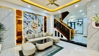 CHỈ 7 TỶ 350 NHÀ GÒ CÔNG - QUẬN 5 GẦN CHỢ KIM BIÊN ĐANG CHO THUÊ 25 TR