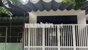 Cho thuê nhà nguyên căn 2 tầng gần trường đại học ngoại ngữ