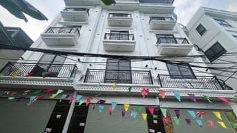 BÁN NHÀ ĐÔNG LA -HOÀI ĐỨC- 30M-5 TẦNG-4.3 TỶ -Ô TÔ ĐỖ CỔNG 