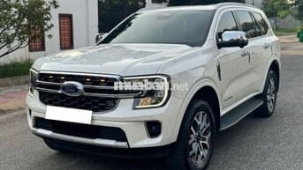 Ford Everest 2024 Titanium 2.0L 4x2 AT - 16800 km
