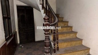 Bán Đất Tặng Nhà 3 Tầng, Mặt Tiền Rộng 11m, Trung Tâm Thị Trấn Chi