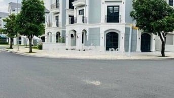 Bán Biệt Thự 1T2L Thanh Toán 550tr Nhận Nhà Ngay 3/2 Vinhome Hậu Nghĩa