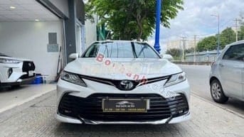 Toyota Camry 2.0Q 2022