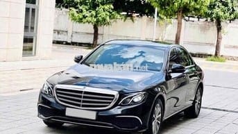 Mercedes Benz E Class 2019 E200 - 50000 km