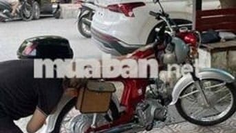 Xe mới mua đu được 242 km cần bán lại