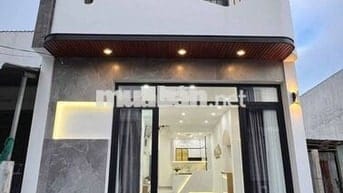 Bỏ phố về quê nuôi cá trồng rau cần bán nhà 1T1L tâm huyết.