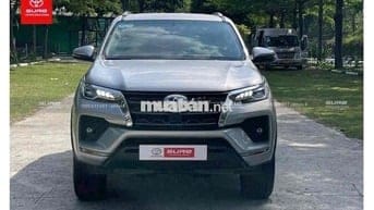 Toyota Fortuner 2020 2.4G 4x2 AT - 100000 km