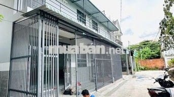 Nhà liền kề mới 100% Phú Hòa, Thủ Dầu Một Sạch đẹp như hình, đường oto