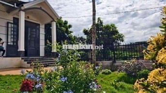 Ngân hàng siết nợ cần bán lỗ gấp lại nhà vườn 325m2 giá 900tr