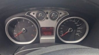 Ford Focus 2011 1.8 AT - 160000 km- 230 triệu