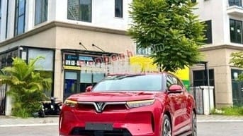 VinFast VF9 Plus 2025