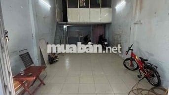 Cần cho thuê nhà P14 Q6. diện tích 4x10. có 1 gác 20m2