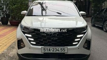 Hyundai Custin 2023 Cao Cấp 2.0T - 5000 km