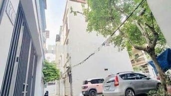 🌺🌺🌺BÁN NHÀ NGỌC LÂM PHỐ CỔ 4TẦNG NGÕ THÔNG VỚI PHỐ NGUYỄN VĂN CỪ - GAR