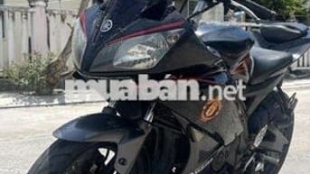 Xe motor Yamaha R15v2 2016 đen đỏ đã qua sử dụng