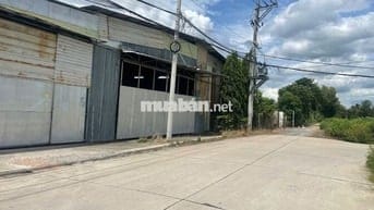1 lô *** Mặt tiền 185m2 Tân An Hội giá chỉ hơn 2tỷ Sổ hồng riêng