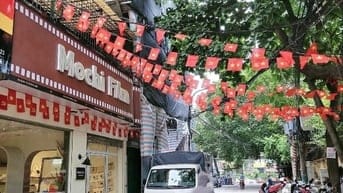 Khuất Duy Tiến,sổ, mặt tiền to, cực gần phố, Ô tô to tránh nhau dễ