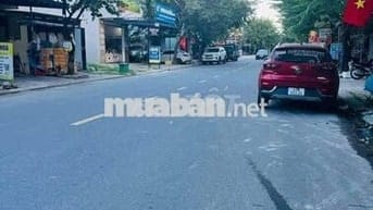 🏢 Kho khung thép tiền chế – 2 lô liền kề MT Bùi Tấn Diên 210m2