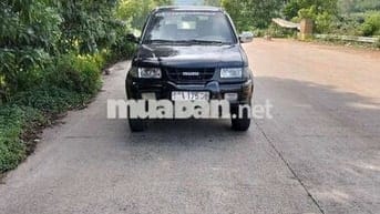 Bán xe 8 chỗ Isuzu Highlander bản đủ