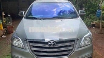 Toyota Innova 2016 2.0E fun đồ chơi