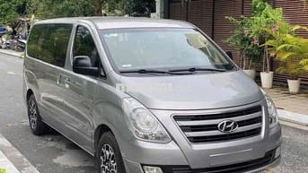 Cần bán Hyundai Grand Starex 2016 số tự động