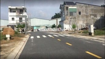 Cần bán gấp lô đất ngay cổng Vsip 2 Bình Dương, 900tr/80m2 kinh doanh