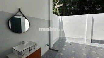 cần bán nhà xây mới gần cổng sau changsin cuối đường đồng khởi