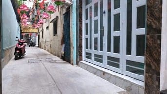  Nguyên căn 3,6x9 1 trệt 2 lầu đúc 2PN 2WC hẻm 3m Cô Giang P1 PN