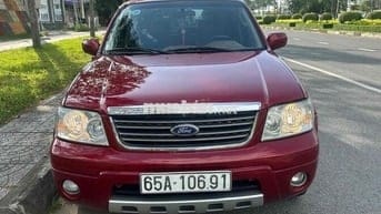 Ford Escape 2004 2.3L XLS - 245000 km