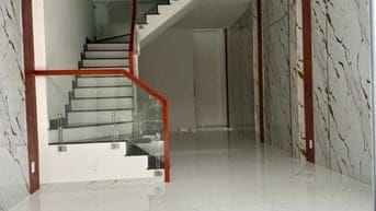 nhà mới xây 100% hẻm 5m Phạm Văn Chí
