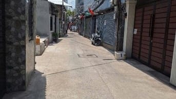 Bán Nhà 3 Lầu DT 4x17m MT Hẻm Thẳng 3,5m Gần Chợ Phú Thuận Q7