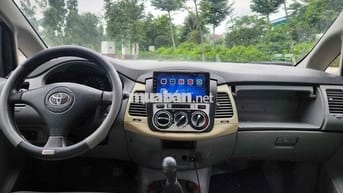 Toyota Innova 2006 G - 100000 km