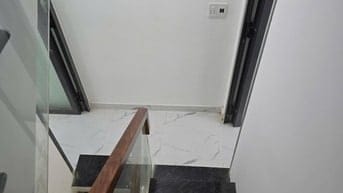 Chính chủ cần bán gấp nhà hẻm xe hơi 129 nguyễn Trãi p2.q5.