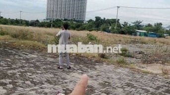 Bán Mặt tiền Nguyễn Tất Thành,view Biển