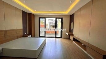 Vương Thừa Vũ - Thanh Xuân, DT 52m2 * 6 tầng Thang máy, oto đỗ cửa