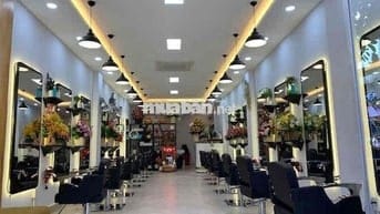 Cho thuê nhà 167 CMT8 Q3, 4x19m, Trệt lửng, giá 45 triệu