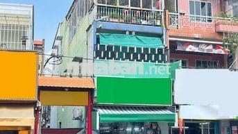 Góc 2 Mặt Tiền Đường Phạm Văn Hai Đối Diện Chợ Và Ngay Ngã Ba Lớn.