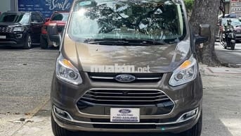 Ford Tourneo Titanium 2021