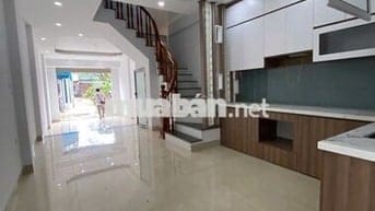 CC Bán căn 42m X 4T.Ngõ thông ÔTÔ,ngay khu đấu giá,gần VÀNH ĐAI 4
